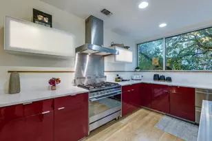 2301 S 5th St, Austin, TX 78704 - Photo 13