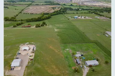 2201 County Road 311, Jarrell, TX 76537 - Photo 17