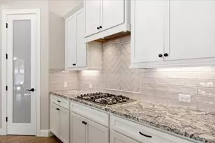 304 Morning Ridge Ct, Georgetown, TX 78628 - Photo 13