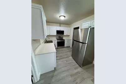 1205 Ramble Creek Drive, Pflugerville, TX 78660 - Photo 9