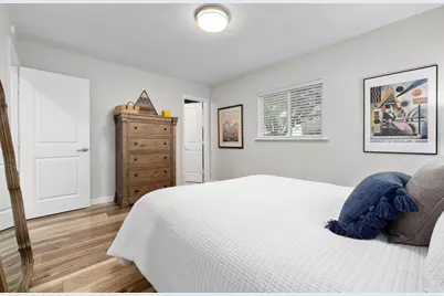 5203 Stone Gate Drive, Austin, TX 78721 - Photo 17