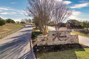 19517 Flying J Blvd, Spicewood, TX 78669 - Photo 35