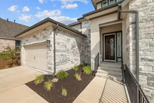 933 Donna Roland Ct, Leander, TX 78641 - Photo 3