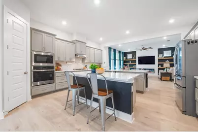 933 Donna Roland Court, Leander, TX 78641 - Photo 9