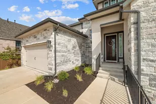 933 Donna Roland Ct, Leander, TX 78641 - Photo 3