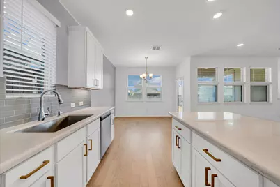 2050 Egret Avenue, New Braunfels, TX 78132 - Photo 7