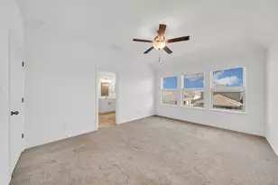 2050 Egret Ave, New Braunfels, TX 78132 - Photo 15