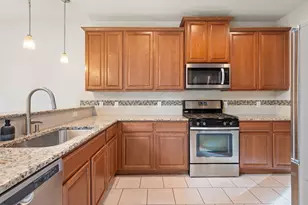 2304 S Lakeline Blvd, Cedar Park, TX 78613 - Photo 7