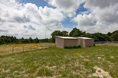 118 Saddle Court, Bastrop, TX 78602 - Photo 9