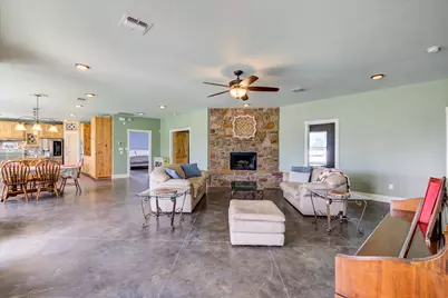 118 Saddle Court, Bastrop, TX 78602 - Photo 15