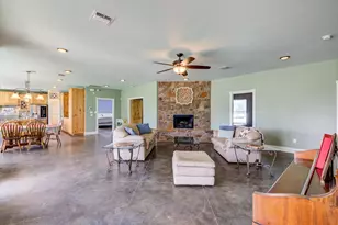 118 Saddle Ct, Bastrop, TX 78602 - Photo 15