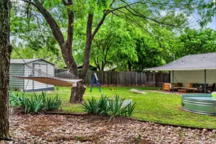 2906 Burning Oak Dr, Austin, TX 78704 - Photo 21