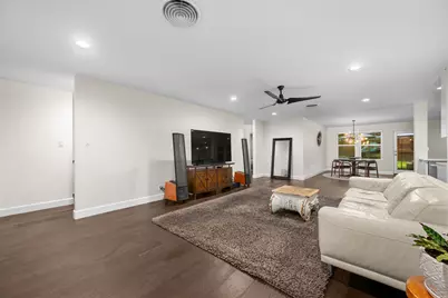823 Walnut Creek Drive, Austin, TX 78753 - Photo 5