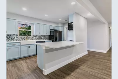 353 San Gabriel Oaks Drive, Liberty Hill, TX 78642 - Photo 7