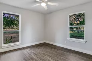 353 San Gabriel Oaks Dr, Liberty Hill, TX 78642 - Photo 13