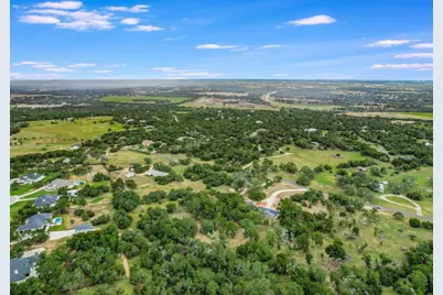 353 San Gabriel Oaks Drive, Liberty Hill, TX 78642 - Photo 31