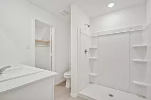 2413 Legends Crk, New Braunfels, TX 78130 - Photo 13