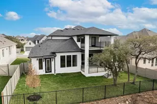 1810 Crimson Sunset Dr, Georgetown, TX 78628 - Photo 23