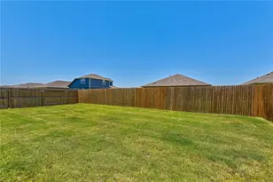 401 Cassandra Dr, Hutto, TX 78634 - Photo 23