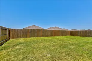 401 Cassandra Dr, Hutto, TX 78634 - Photo 25