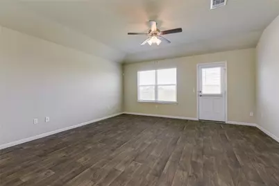 401 Cassandra Drive, Hutto, TX 78634 - Photo 3