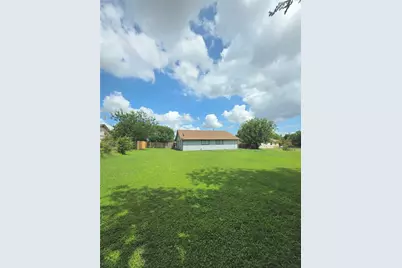 15208 Spring Hill Lane #B, Pflugerville, TX 78660 - Photo 17