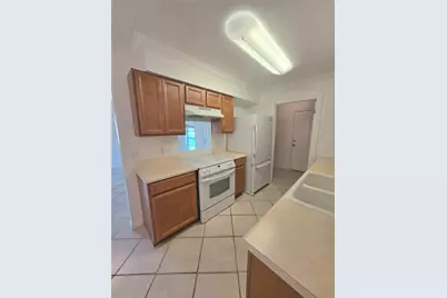 15208 Spring Hill Lane #B, Pflugerville, TX 78660 - Photo 3