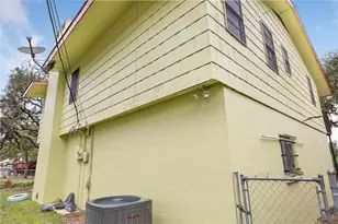 1191 Dawnridge Dr, Canyon Lake, TX 78133 - Photo 5