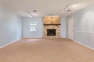 1191 Dawnridge Dr, Canyon Lake, TX 78133 - Photo 17
