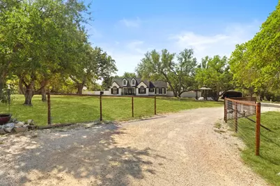 280 Stonegate Drive, Johnson City, TX 78636 - Photo 11