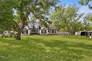 280 Stonegate Dr, Johnson City, TX 78636 - Photo 5