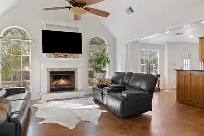 280 Stonegate Drive, Johnson City, TX 78636 - Photo 15