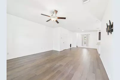 1687 Twin Estates Drive, Kyle, TX 78640 - Photo 3