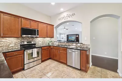 1908 Discovery Boulevard, Cedar Park, TX 78613 - Photo 11