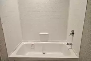 155 San Jacinto St, Bastrop, TX 78602 - Photo 7