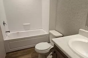 155 San Jacinto St, Bastrop, TX 78602 - Photo 11