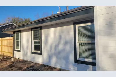 1903 Londonderry Drive, Leander, TX 78641 - Photo 7