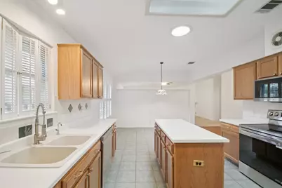 1300 Leah Lane, Round Rock, TX 78665 - Photo 13