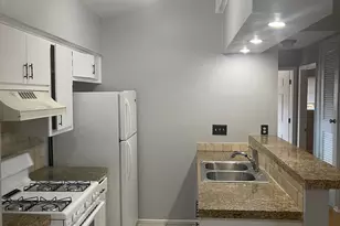 8003 Pinedale Cove, Austin, TX 78757 - Photo 7