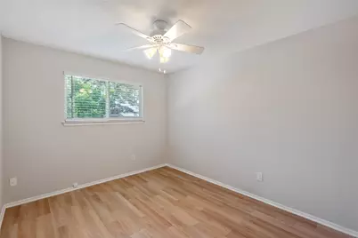 9005 Curlew Drive, Austin, TX 78748 - Photo 7