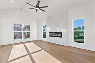 106 Koolua Dr, Bastrop, TX 78602 - Photo 7