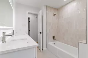 106 Koolua Dr, Bastrop, TX 78602 - Photo 33