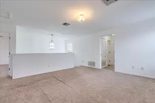 18436 Wind Tree Ln, Elgin, TX 78621 - Photo 15