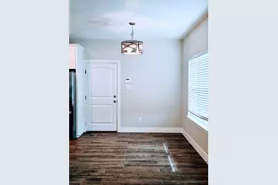 110 E Otto Street, Marion, TX 78124 - Photo 5