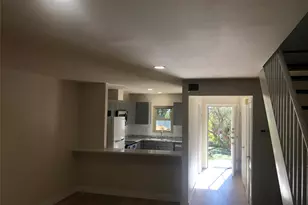 5330 Balcones Dr, Austin, TX 78731 - Photo 7