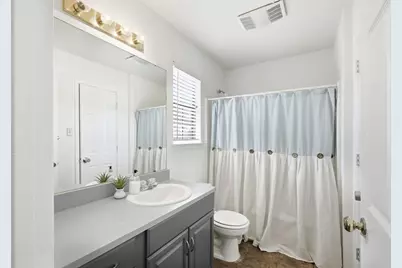 403 W Anderson Avenue, Round Rock, TX 78664 - Photo 15