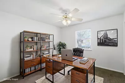 403 W Anderson Avenue, Round Rock, TX 78664 - Photo 17