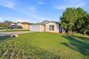 21709 Crystal Way, Lago Vista, TX 78645 - Photo 3