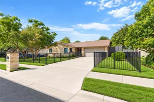 11210 Henge Dr, Austin, TX 78759 - Photo 33