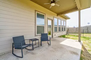 718 Hereford Loop, Hutto, TX 78634 - Photo 29